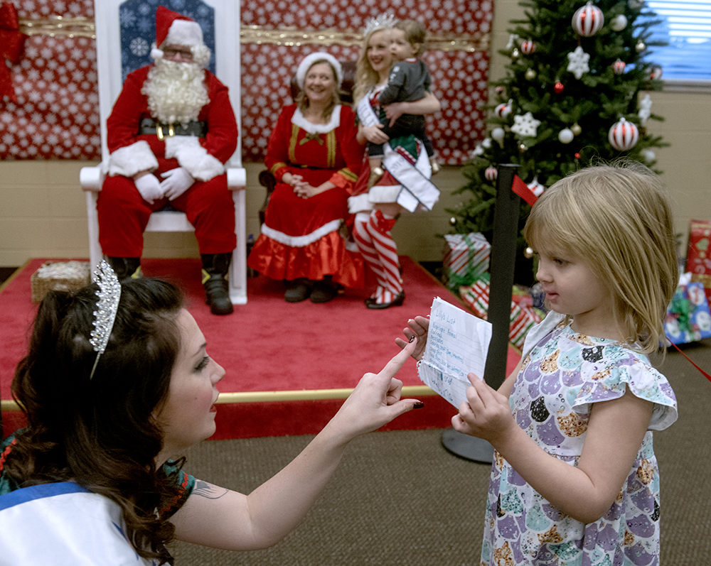 Santa Stops By Somers